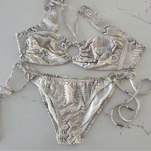 Melissa odabash bikini